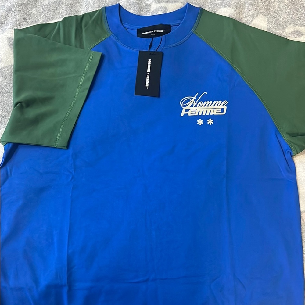 Homme Femme Blue and Green Short Sleeve Tees